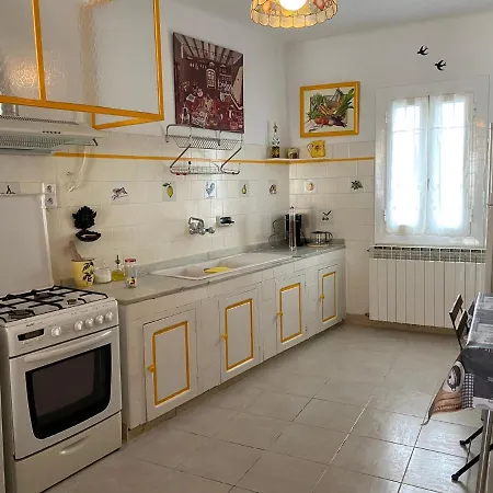 Chez Helene 3 Etoiles, Labellise Disabled Pmr,pour 4 Personnes Chiens Bienvenus-pet Friendly *